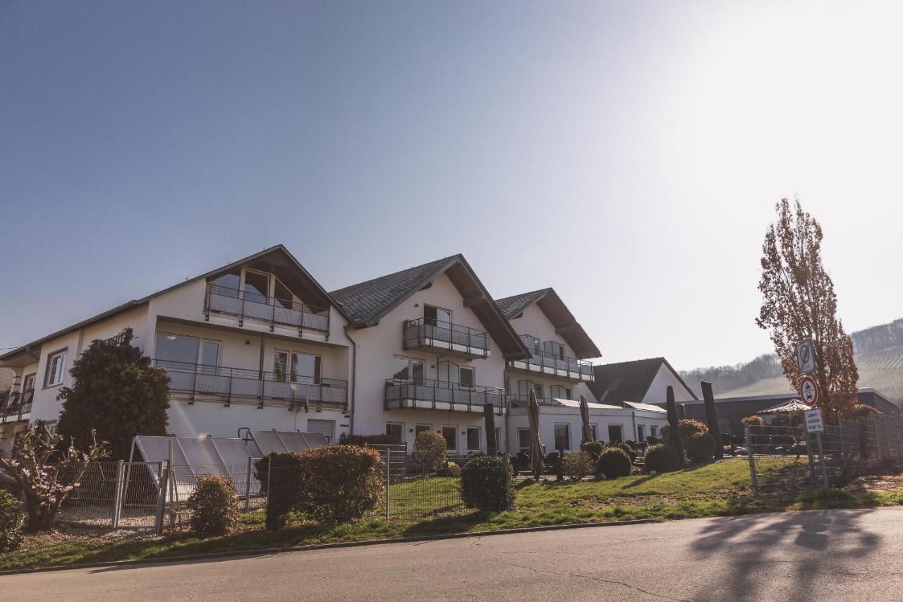 Weingut Gehlen-Cornelius Hotel Brauneberg Ngoại thất bức ảnh